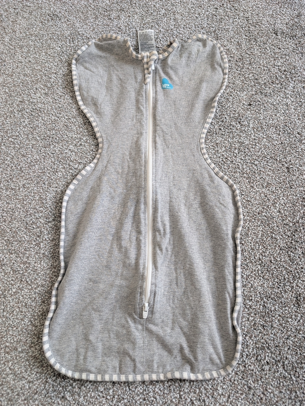 Love to Dream Gray Zip Swaddle Sleep Sack Small 8-13 lb